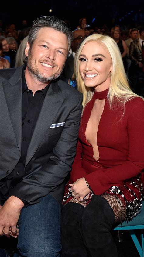 blake shelton gwen stefani.